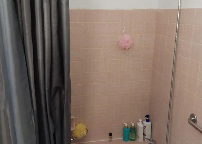 Econmic In A Private Apartman *