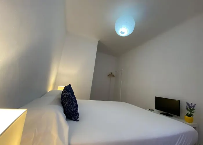 Apartman Econmic In A Private *